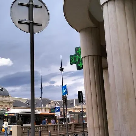 Apartment Station Nizza